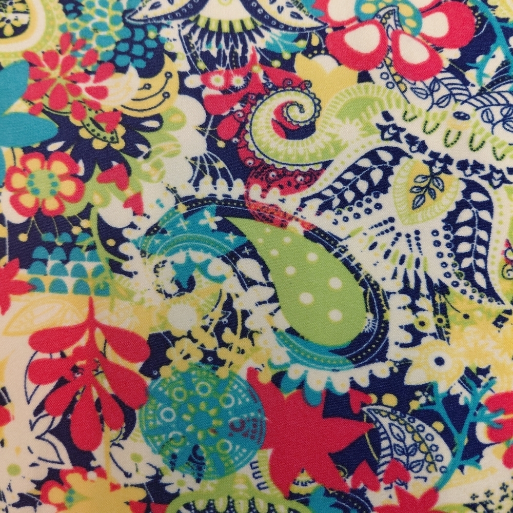 LuLaRoe Tall & Curvy Leggings Bright Floral Paisley Super Soft  Fits 12-18 - Picture 3 of 6